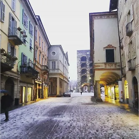 Le Quinte Del Duomo * קומו